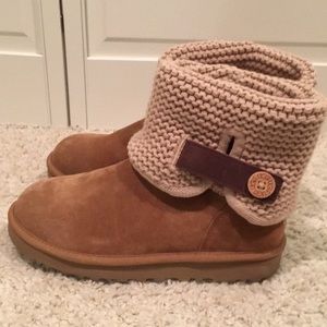 (Chestnut) Uggs Shaina Knit Women’s size 8